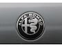 Alfa Romeo Junior 1.2 145PK AUTOMAAT Hybrid IBRIDA TI | TECHNO PACK: (LED MATRIX KOPLAMPEN, DRAADLOZE TELEFOONLADER, DODEHOEK DETECTIE, PARKEERSENSOREN VOOR ACHTER EN ZIJKANT, NAVIGATIE, ELEKTRISCH BEDIENBARE ACHTERKLEP, KEYLESS ENTRY, ADAPTIVE CRUISE CONTROL, ACHTERUITRIJ CAMERA) | PACK TI: (ELEKTRISCH BEDIENBARE BESTUUDERSSTOEL, VERKEERSBORDEN WEERGAVE, GETINTE ACHTERRUITEN, SFEER VERLICHTING, GLANZEND ZWARTE BODYKIT, 10,25" TOUCHSCREEN, LEDEREN STUURWIEL, VERSTELBARE KOFFERVLOER OP 3 NIVEAUS) | 18" LICHTMETALEN VELGEN "FORI" | DRAADLOZE APPLE CARPLAY/ANDROID AUTO | MASSAGE FUNCTIE OP DE BESTUURDERSSTOEL | STOEL VERWARMING | VOORRUIT VERWARMING |