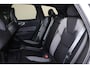 Volvo XC60 T6 Recharge AWD R-Design - Panorama/schuifdak - IntelliSafe Assist - Harman/Kardon audio - Adaptieve LED koplampen - Parkeercamera achter - Verwarmde voorstoelen, stuur & achterbank - Parkeersensoren voor & achter - Elektr. bedienb. voorstoelen met geheugen - Draadloze tel. lader - Extra getint glas - 19' LMV