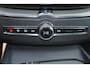 Volvo XC60 T6 Recharge AWD R-Design - Panorama/schuifdak - IntelliSafe Assist - Harman/Kardon audio - Adaptieve LED koplampen - Parkeercamera achter - Verwarmde voorstoelen, stuur & achterbank - Parkeersensoren voor & achter - Elektr. bedienb. voorstoelen met geheugen - Draadloze tel. lader - Extra getint glas - 19' LMV