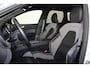 Volvo XC60 T6 Recharge AWD R-Design - Panorama/schuifdak - IntelliSafe Assist - Harman/Kardon audio - Adaptieve LED koplampen - Parkeercamera achter - Verwarmde voorstoelen, stuur & achterbank - Parkeersensoren voor & achter - Elektr. bedienb. voorstoelen met geheugen - Draadloze tel. lader - Extra getint glas - 19' LMV