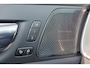 Volvo XC60 T6 Recharge AWD R-Design - Panorama/schuifdak - IntelliSafe Assist - Harman/Kardon audio - Adaptieve LED koplampen - Parkeercamera achter - Verwarmde voorstoelen, stuur & achterbank - Parkeersensoren voor & achter - Elektr. bedienb. voorstoelen met geheugen - Draadloze tel. lader - Extra getint glas - 19' LMV