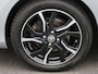 Toyota Yaris 1.5 Hybrid Design Red | Wordt Verwacht | Automaat | Achteruitrijcamera | Climate Control |
