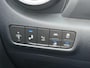 Hyundai Kona Electric EV Premium 64 kWh ✓Soh 93.2 %✓2e Eigenaar✓Carplay✓Camera✓Navi✓Keyless✓Halfleder✓Rijstrooksensor✓Dodehoeksensor✓Pdc V+A✓Lm velgen✓Clima✓Cruise✓204pk✓N.A.P✓Apk tot 09-2027