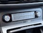Hyundai Kona Electric EV Premium 64 kWh ✓Soh 93.2 %✓2e Eigenaar✓Carplay✓Camera✓Navi✓Keyless✓Halfleder✓Rijstrooksensor✓Dodehoeksensor✓Pdc V+A✓Lm velgen✓Clima✓Cruise✓204pk✓N.A.P✓Apk tot 09-2027