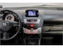 Toyota Aygo 1.0-12V Dynamic Navigator |1eEigenaar|Airco|Zeernetjes