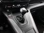 Toyota PROACE CITY Verso 1.2 Turbo Dynamic | Trekhaak | Panoramadak | Parkeersensoren voor+achter | Dodehoek detectie | Navigatie | Apple CarPlay/Android Auto | Cruise Control | Achteruitrijcamera | Climate Control |