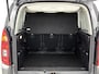 Toyota PROACE CITY Verso 1.2 Turbo Dynamic | Trekhaak | Panoramadak | Parkeersensoren voor+achter | Dodehoek detectie | Navigatie | Apple CarPlay/Android Auto | Cruise Control | Achteruitrijcamera | Climate Control |