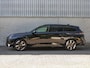 Peugeot e-308 SW GT 58 kWh 156pk | ACCU 98% | Navigatie | AGR Stoel met Alcantara | Stoel- en stuurverwarming