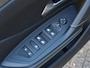 Peugeot e-308 SW GT 58 kWh 156pk | ACCU 98% | Navigatie | AGR Stoel met Alcantara | Stoel- en stuurverwarming