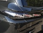Peugeot e-308 SW GT 58 kWh 156pk | ACCU 98% | Navigatie | AGR Stoel met Alcantara | Stoel- en stuurverwarming