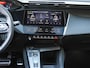 Peugeot e-308 SW GT 58 kWh 156pk | ACCU 98% | Navigatie | AGR Stoel met Alcantara | Stoel- en stuurverwarming