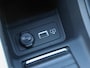 Peugeot e-308 SW GT 58 kWh 156pk | ACCU 98% | Navigatie | AGR Stoel met Alcantara | Stoel- en stuurverwarming