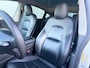 Tesla Model Y Long Range AWD 75 kWh - Pearl White - Panorama/Leder - SOH 91%