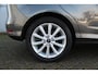 Ford B-Max 1.0-100pk EcoBoost Titanium. Mooie, chique en luxe Ford B-Max, hoge in- en uitstap ! Trekhaak, Pdc V/A, Navigatie, Climate Controle, Lichtmetalen Velgen,