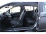 Ford B-Max 1.0-100pk EcoBoost Titanium. Mooie, chique en luxe Ford B-Max, hoge in- en uitstap ! Trekhaak, Pdc V/A, Navigatie, Climate Controle, Lichtmetalen Velgen,