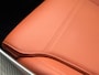 Mercedes-Benz C-klasse 200 Luxury Line, 1e eigenaar, NAP, CarPlay, Leder, DISTRONIC, 18 inch