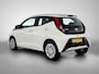 Toyota Aygo 1.0 VVT-i x-play limited | BTW voertuig | Dealer onderhouden | Apple CarPlay/Android Auto | Achteruitrijcamera | Elektrische ramen voor | Elektrisch verstelbare buitenspiegels |