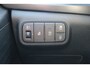 Hyundai i20 1.0 T-GDI Premium Sky Automaat Panoramadak/Apple carplay/Achteruitrijcamera/Stoelverwarming voor en achter/Stuurverwarming/Lane assist/Adaptieve cruise control/Bose Audio