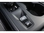 Volvo XC40 2.0 B4 Momentum Business Camera, Stoel/Stuurverwarming, Trekhaak, Cruise Control
