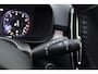 Volvo XC40 2.0 B4 Momentum Business Camera, Stoel/Stuurverwarming, Trekhaak, Cruise Control
