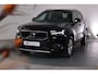 Volvo XC40 2.0 B4 Momentum Business Camera, Stoel/Stuurverwarming, Trekhaak, Cruise Control