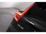 Volvo XC40 2.0 B4 Momentum Business Camera, Stoel/Stuurverwarming, Trekhaak, Cruise Control
