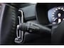 Volvo XC40 2.0 B4 Momentum Business Camera, Stoel/Stuurverwarming, Trekhaak, Cruise Control