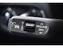 Porsche Macan 2.0T | Luchtvering | Sport Uitlaat | Panorama | Trekhaak | Leder | Full Options |