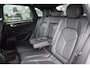 Porsche Macan 2.0T | Luchtvering | Sport Uitlaat | Panorama | Trekhaak | Leder | Full Options |
