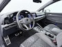Volkswagen Golf 1.5 eTSI R-Line | Navigatie | IQ-Light | ACC | Stuur-/Stoelverwarming | Camera | Keyless |