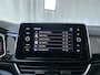 Volkswagen T-Roc 1.5 TSI 150pk DSG R-Line Navigatie Parkeersensoren Alcantara DAB+ App-Connect