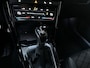 Volkswagen T-Roc 1.5 TSI 150pk DSG R-Line Navigatie Parkeersensoren Alcantara DAB+ App-Connect