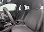 Peugeot e-2008 EV Active Pack 50 kWh | SOH 99% | Carplay | 16" LMV | Parkeersensoren | Clima | Cruise |