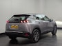 Peugeot e-2008 EV Active Pack 50 kWh | SOH 99% | Carplay | 16" LMV | Parkeersensoren | Clima | Cruise |