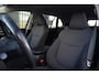 Toyota RAV4 2.5 Hybrid Active | 179 PK | Adaptieve cruise control | Achteruitrijcamera | LED koplampen | Trekhaak | Toyota RAV4 2.5 Hybrid Active met 2.5-liter 4-cilinder hybride motor, adaptieve cruise control, LED koplampen, achteruitrijcamera, parkeersensoren achter, automatische airconditioning, Apple/