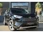 Toyota RAV4 2.5 Hybrid Active | 179 PK | Adaptieve cruise control | Achteruitrijcamera | LED koplampen | Trekhaak | Toyota RAV4 2.5 Hybrid Active met 2.5-liter 4-cilinder hybride motor, adaptieve cruise control, LED koplampen, achteruitrijcamera, parkeersensoren achter, automatische airconditioning, Apple/