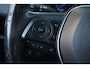 Toyota RAV4 2.5 Hybrid Active | 179 PK | Adaptieve cruise control | Achteruitrijcamera | LED koplampen | Trekhaak | Toyota RAV4 2.5 Hybrid Active met 2.5-liter 4-cilinder hybride motor, adaptieve cruise control, LED koplampen, achteruitrijcamera, parkeersensoren achter, automatische airconditioning, Apple/