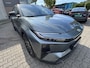 Toyota C-HR / C-HR+ EXECUTIVE AWD 77 kWh NIEUW DIRECT LEVERBAAR! PANODAK JNL-AUDIO 20'' LM-VELGEN 360° CAMERA STOEL/STUURVERW EL-ACHTERKLEP WARMTEPOMP NAVI APPLE/ANDROID