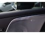 Volvo XC60 2.0 T8 Plug-in hybrid AWD Ultimate Dark | Pano | BLIS | Pilot assist | Camera | HuD | B&W | Stoel + Stuurverwarming | Elec.trekhaak