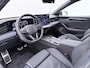 Volkswagen Passat Variant 1.5 eHybrid R-Line 272 PK | Pano dak | Trekhaak | Leder | 19" | Head Up Display | Harman Kardon |