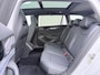 Volkswagen Passat Variant 1.5 eHybrid R-Line 272 PK | Pano dak | Trekhaak | Leder | 19" | Head Up Display | Harman Kardon |