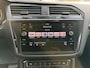Volkswagen Tiguan ACT Highline | Alcantara | Keyless Entry/Start | Adaptive Cruise | Elec. Achterklep |