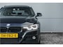 BMW 3-Serie Touring 330i High Executive M-Sport Pano Leder Stuur & Stoelverw PDC 19"