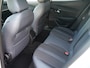 Peugeot e-2008 EV Allure 50 kWh 136 Pk Automaat Navi / DAB / Apple Carplay / Camera / SOH 90,5 %