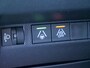 Peugeot e-2008 EV Allure 50 kWh 136 Pk Automaat Navi / DAB / Apple Carplay / Camera / SOH 90,5 %
