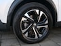 Peugeot e-2008 EV Allure 50 kWh 136 Pk Automaat Navi / DAB / Apple Carplay / Camera / SOH 90,5 %