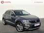 Volkswagen T-Roc 1.0 TSI Style Business Apple CarPlay NL Auto! | Adaptive Cruise Control | PDC V+A | DAB Audio