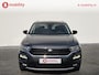 Volkswagen T-Roc 1.0 TSI Style Business Apple CarPlay NL Auto! | Adaptive Cruise Control | PDC V+A | DAB Audio