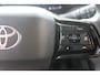 Toyota Urban Cruiser Dynamic 61 kWh , BSM, Achteruitrij camera, adaptive cruise, keyles entree, Stoelverwarming