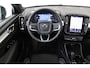 Volvo XC40 B4 (M-HYBRID) PLUS DARK -PANO.DAK|HARMAN/KARDON|CAMERA|POWER-SEATS|VERW.VOORRUIT|PRIVACY.GLAS|TREKHAAK|18"
